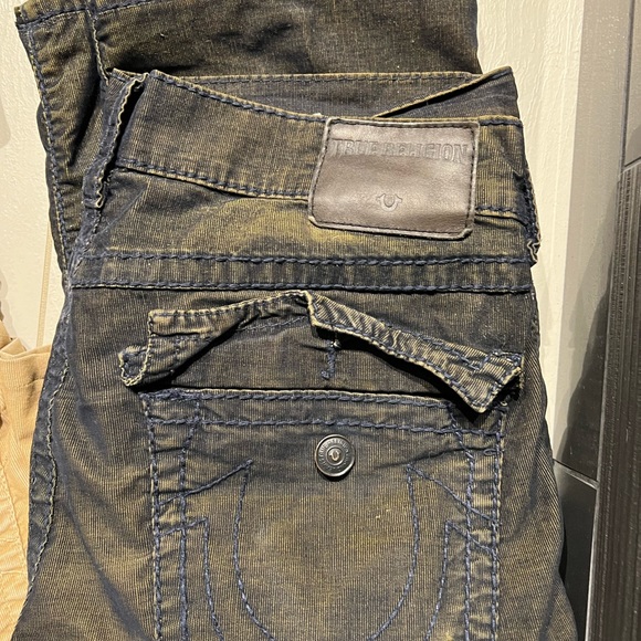 True Religion Jeans Purchased in Vegas brought back to Edmonton, Canada. - Picture 5 of 8